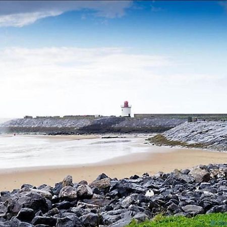 Ferienwohnung Harbour Loft! Newly Refurbished 3 Bed Flat! Burry Port Exterior foto