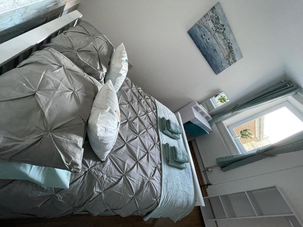 Ferienwohnung Harbour Loft! Newly Refurbished 3 Bed Flat! Burry Port Exterior foto
